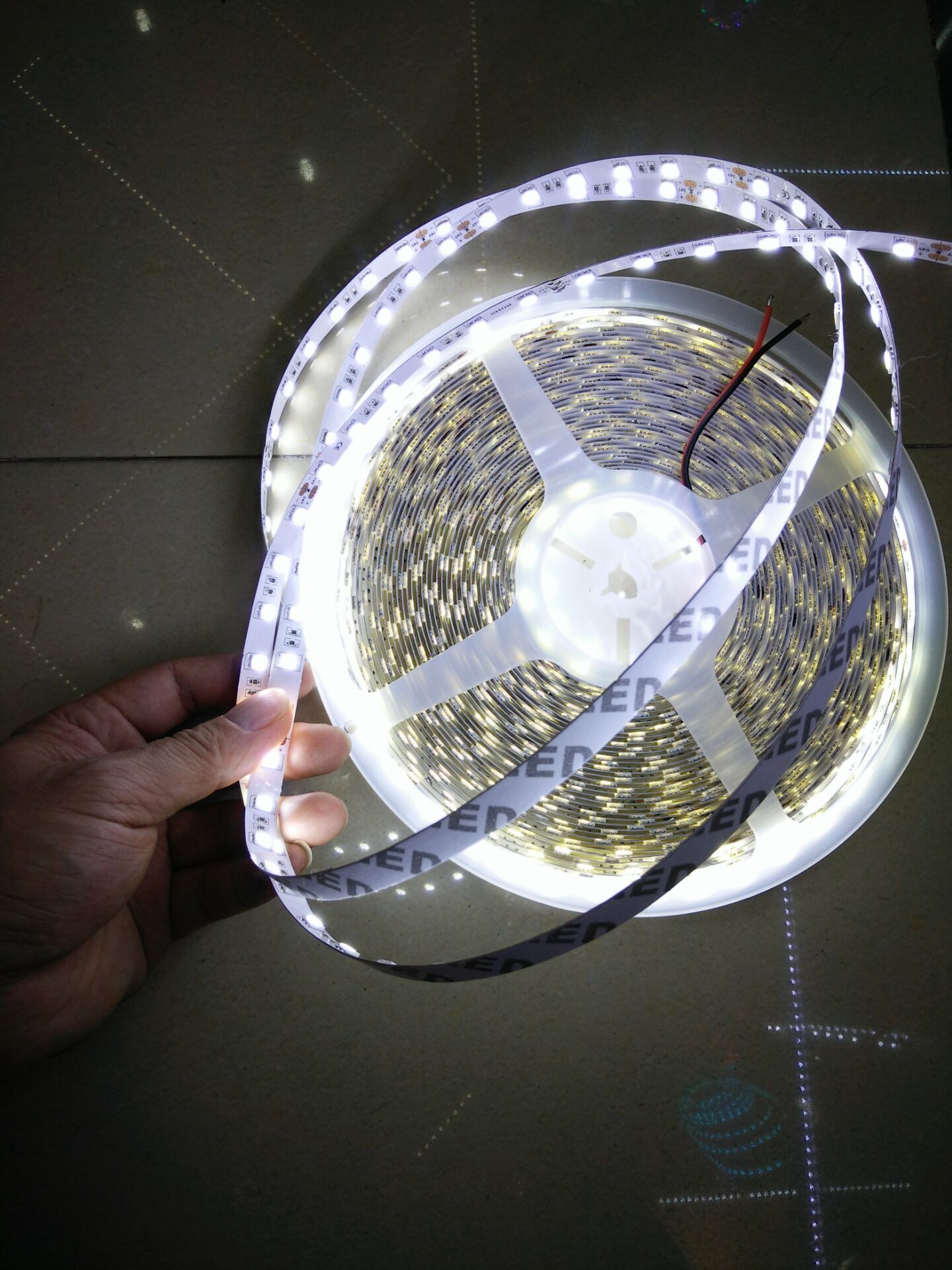 24V_20M_RGB_LED_Strip_3