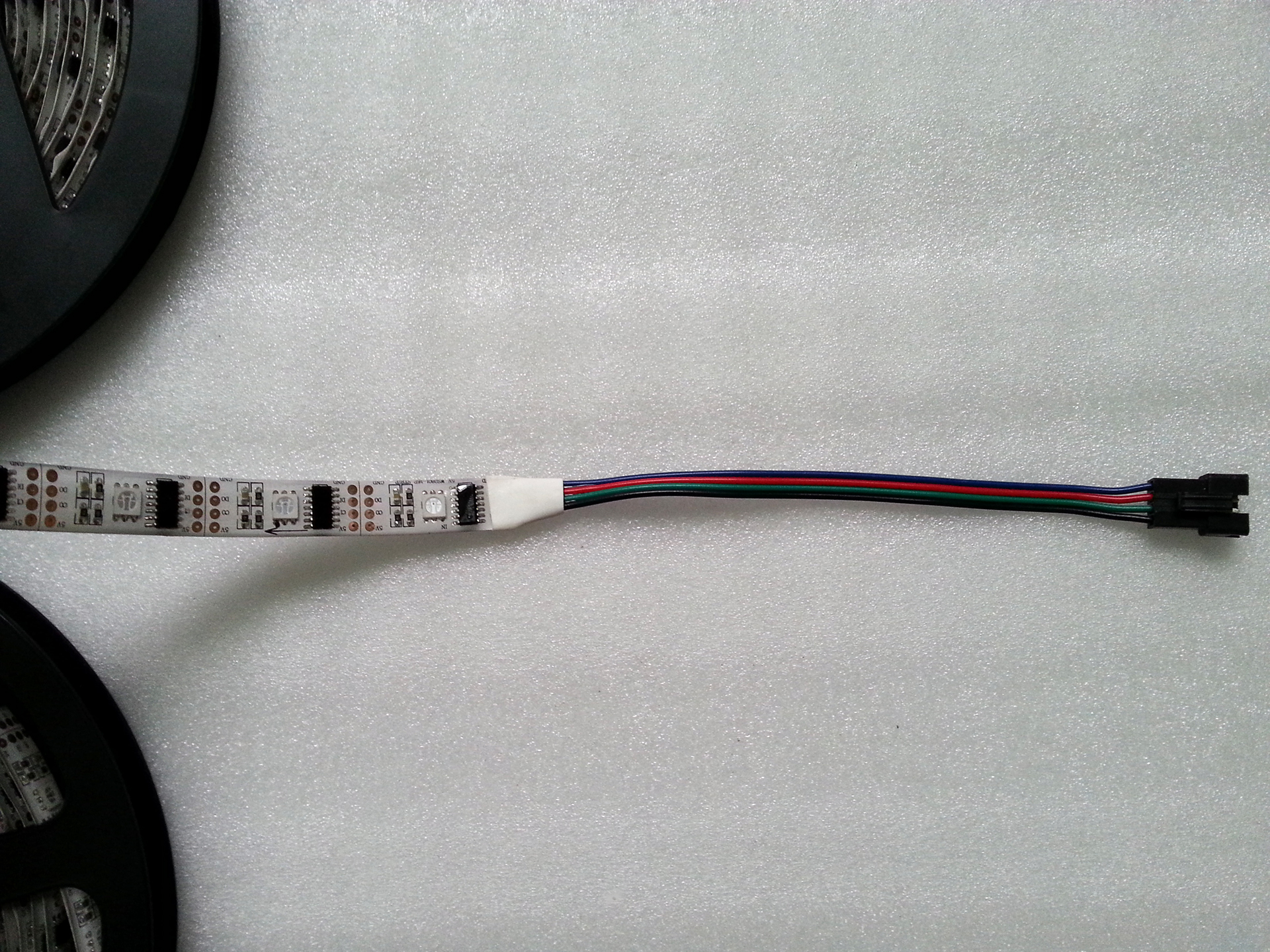 white_PCB_WS2801_dripping_epoxy_glue_waterproof_RGB_5050_LED_light_strip